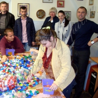 Львівська <<Укрпошта>> підтримує збір кришечок на протези для воїнів АТО